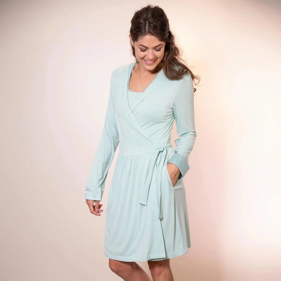 Faceplant Dreams Bamboo Wrap Robe Dressing Robe -- Aqua Mist NWT